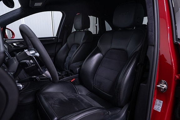 Porsche Macan GTS 15 of 30