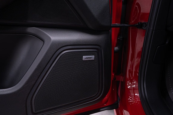 Porsche Macan GTS 12 of 30