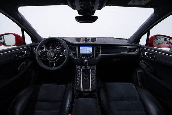 Porsche Macan GTS 19 of 30