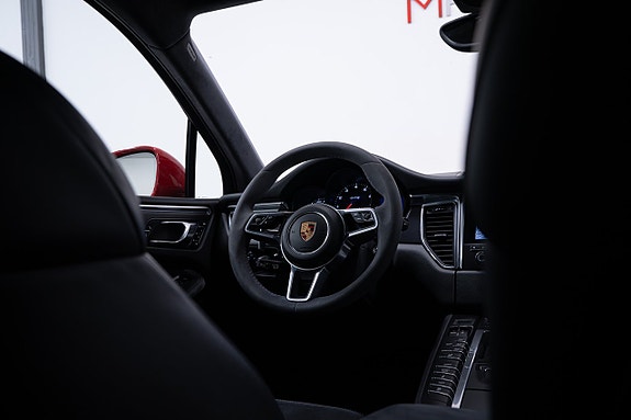 Porsche Macan GTS 20 of 30