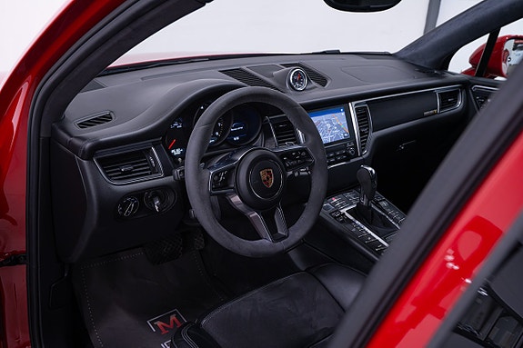 Porsche Macan GTS 9 of 30
