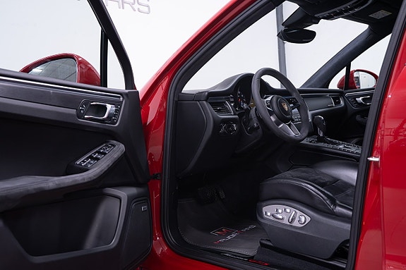 Porsche Macan GTS 10 of 30