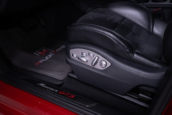 Porsche Macan GTS 14 of 30