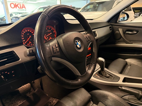 BMW 325i 13 of 16