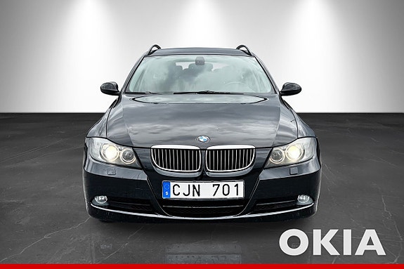 BMW 325i 7 of 16