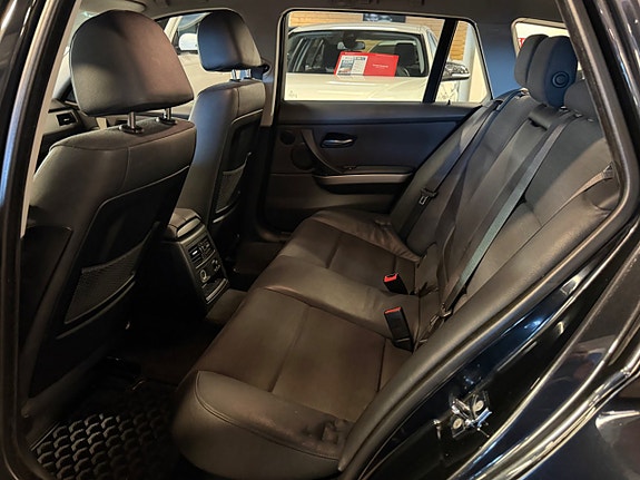 BMW 325i 16 of 16
