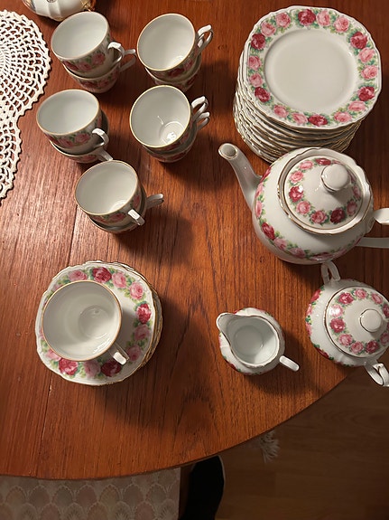 Product image 1 of 3