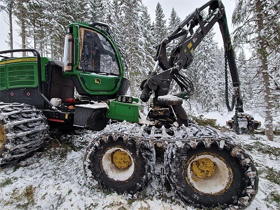 John Deere 1270G 15 of 24