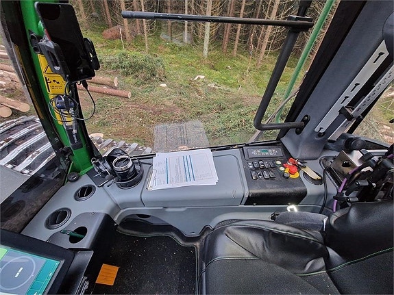 John Deere 1470G 18 of 24