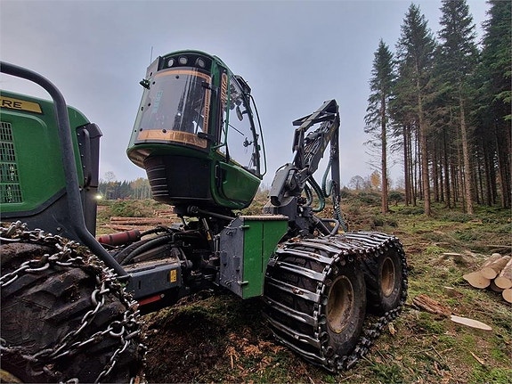 John Deere 1470G 9 of 24