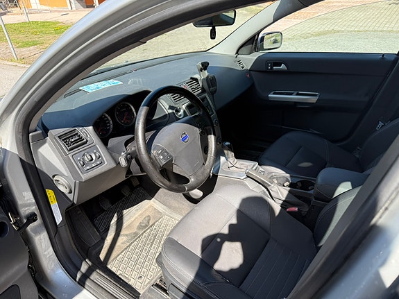 Volvo V50 5 of 9