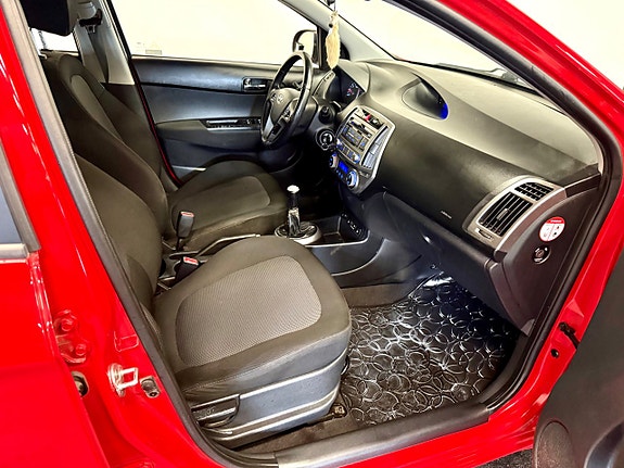 Hyundai i20 9 of 14