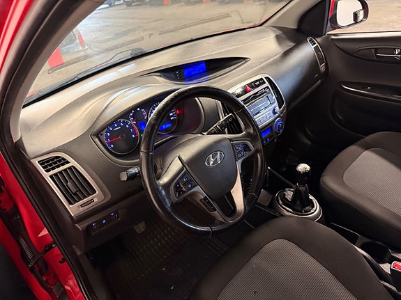Hyundai i20 13 of 14