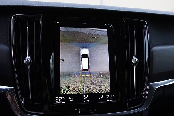 Volvo V90 Cross Country 28 of 30