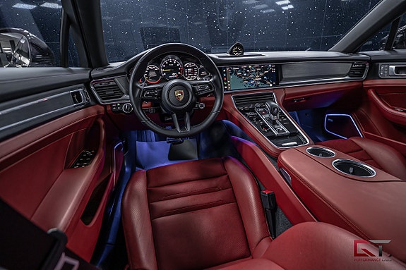 Porsche Panamera 4 11 of 20