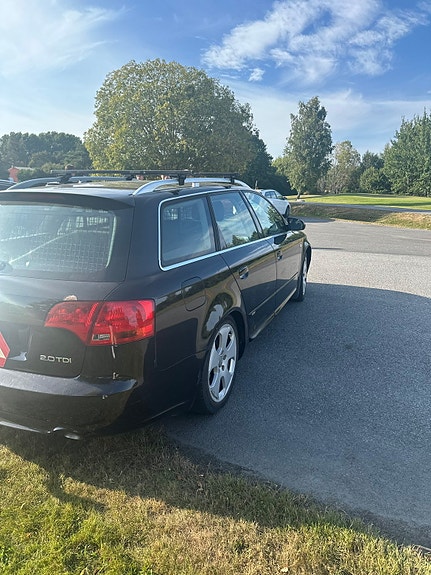 Audi A4 4 of 5