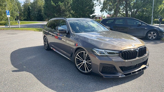 BMW 530e 7 of 12