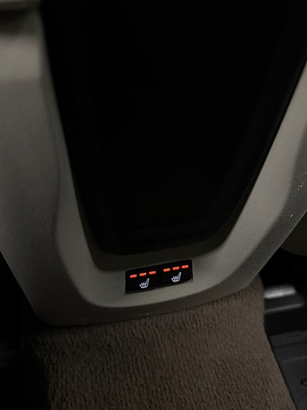 Volvo V40 Cross Country 25 of 25