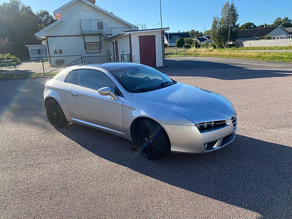 Alfa Romeo Brera 3 of 9