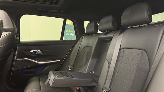 BMW 330d 18 of 30