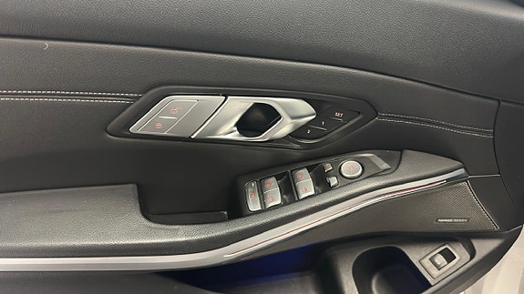 BMW 330d 12 of 30