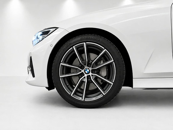 BMW 330d 3 of 30