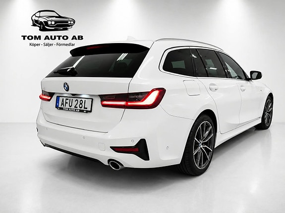 BMW 330d 10 of 30