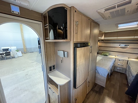 Kabe Smaragd GLE KS AC/Långbäddar/Alde/1700 kg 11 of 12
