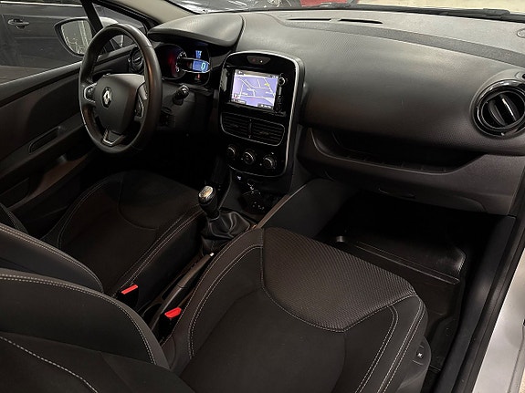 Renault Clio 7 of 21