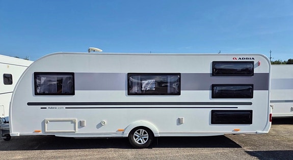 Adria Adora 613PK 2 of 11