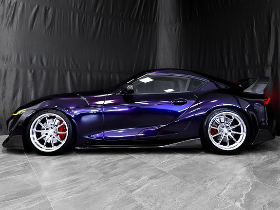 Toyota Supra 11 of 30
