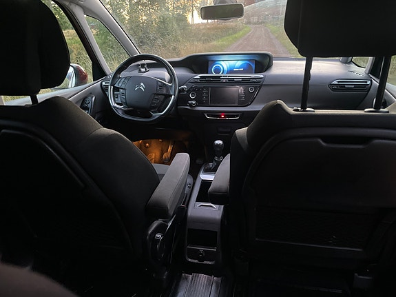 Citroen Grand C4 Picasso 8 of 30