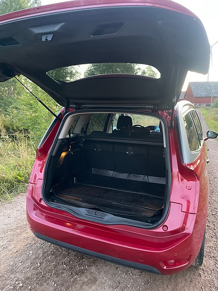 Citroen Grand C4 Picasso 9 of 30