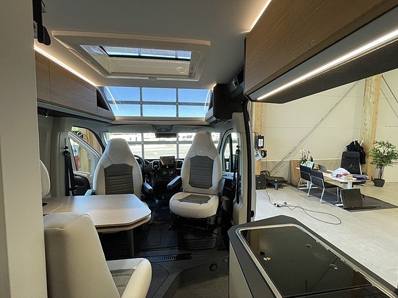 Adria Twin Select 640 SGX Automat/Höj & sänkbar säng/B-kort 9 of 10
