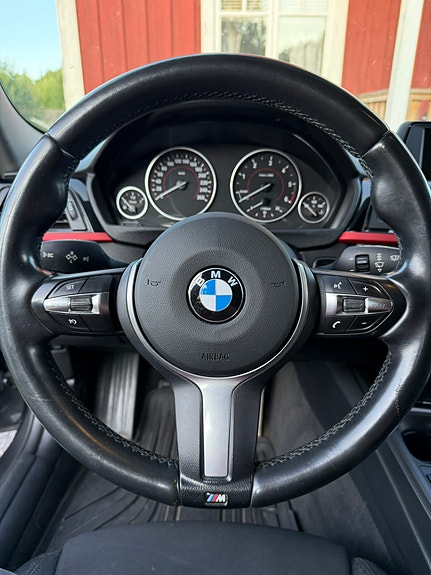 BMW 320d 6 of 11