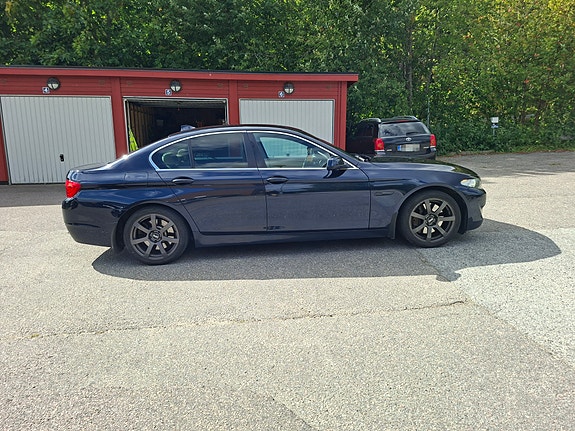 BMW 525d 3 of 9