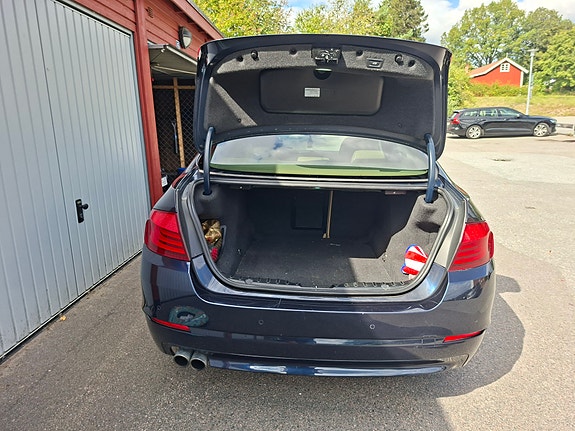 BMW 525d 6 of 9