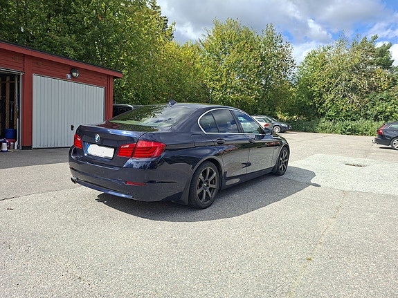 BMW 525d 4 of 9