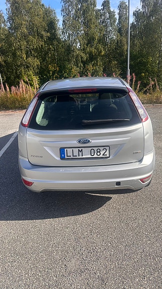 Ford Focus 3 of 7
