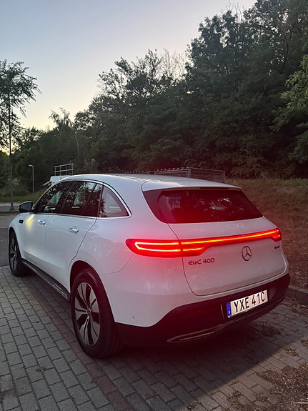 Mercedes-Benz EQC400 2 of 2