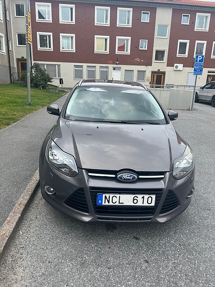 Ford Focus 4 of 6