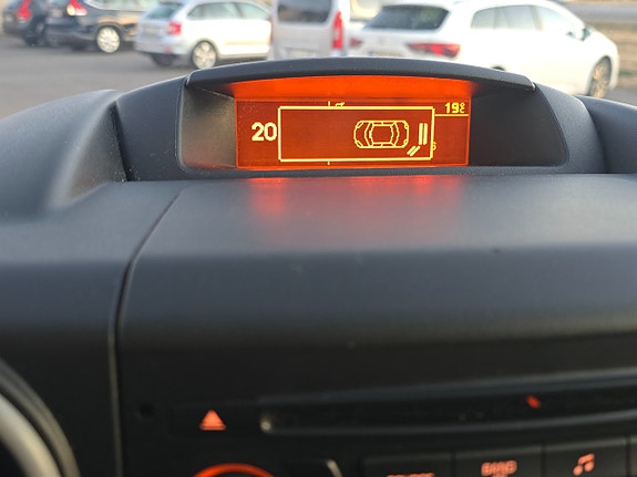 Citroen Berlingo 19 of 19
