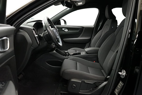 Volvo XC40 5 of 18