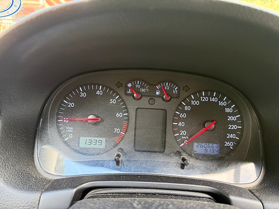 Volkswagen Golf IV 4 of 7