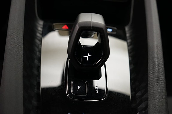 Polestar 2 12 of 17