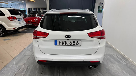 Kia Ceed 5 of 12