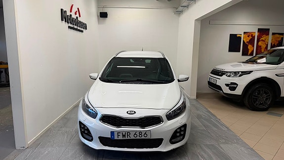 Kia Ceed 3 of 12