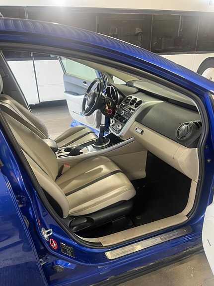 Mazda CX-7 6 of 11