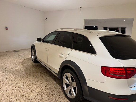 Audi A4 3 of 5