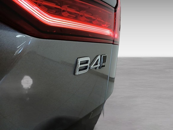 Volvo V60 Cross Country 15 of 16